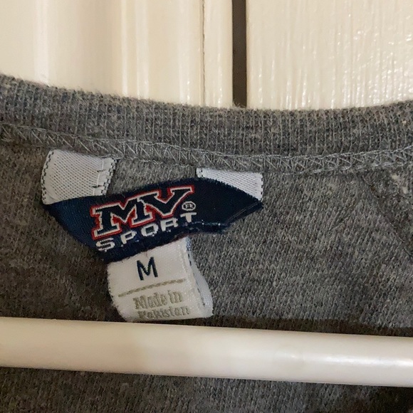 MY SPORT CUTE LONG SLEEVE GRAPHIC SHIRT - Picture 4 of 5